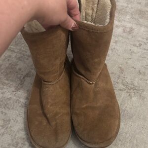 BearPaw Tan Winter Boots